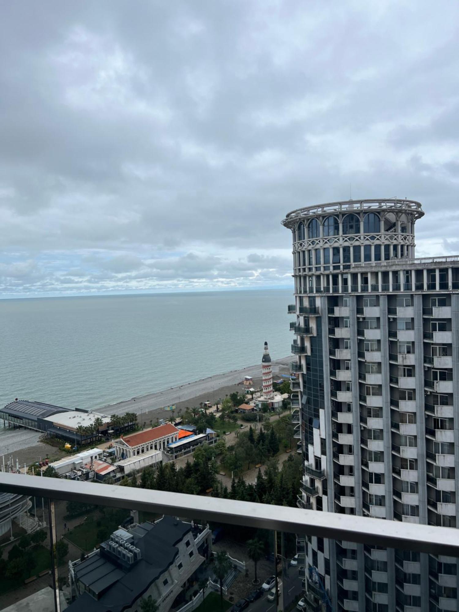 Orbi Sea Towers Batumi Apartment Ngoại thất bức ảnh